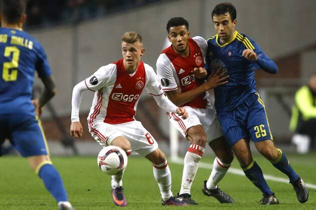 (l-r) Daley Sinkgraven of Ajax Amsterdam, Jairo Riedewald of Ajax Amsterdam, Giuseppe Rossi of Celta de Vigoduring the UEFA Europa League group G match between Ajax Amsterdam and Celta de Vigo at the Amsterdam Arena on November 3, 2016 in Amsterdam, The Netherlands Ajax v Celta de Vigo UEFA Europa League 2016 2017 xVIxxIVx 6517319