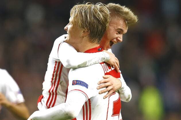 (l-r) Daley Sinkgraven of Ajax Amsterdam, Kasper Dolberg of Ajax Amsterdam scored,during the UEFA Europa League group G match between Ajax Amsterdam and Celta de Vigo at the Amsterdam Arena on November 3, 2016 in Amsterdam, The Netherlands Ajax v Celta de Vigo UEFA Europa League 2016 2017 xVIxxIVx 6517324
