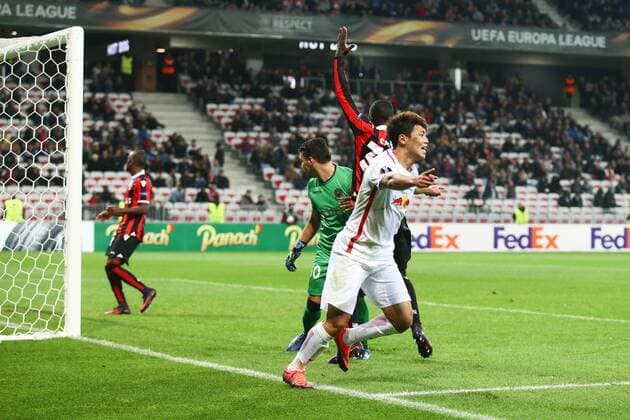 SOCCER - EL, Nice vs RBS NICE,FRANCE,03.NOV.16 - SOCCER - UEFA Europa League, group stage, OGC Nice vs Red Bull Salzburg. Image shows the rejoicing of Hee Chan Hwang (RBS). GEPAxpictures xFelixxRoittner