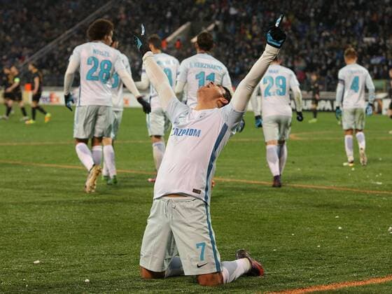 November 03, Russia, St. Petersburg. UEFA Europa League 2016 17- FC Zenit vs FC Dundalk. Player of FC Zenit Juliano (7 in white). AlexanderxKulebyakin 