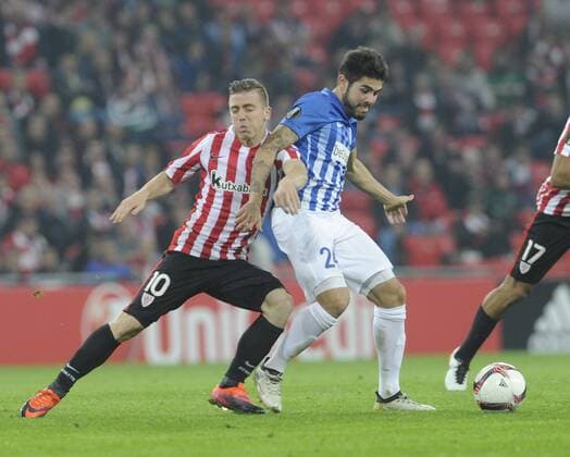 Pozuelo y Muniain. Europa League match between Athletic and Genk. In this picture, Pozuelo and Muniain. xJuanxEcheverríax 
