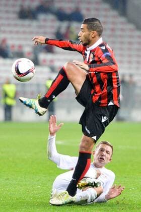 05 Younes Belhanda (nice) - 11 Marc Rzatkowski (salz) FOOTBALL : OGC Nizza vs Red Bull Salzburg - Ligue Europa - 03 11 2016 AnthonyBIBARD FEP Panoramic 
