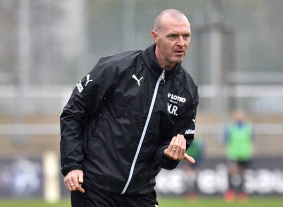 05.11.2016, xblx, Fussball 1.Bundesliga Damen, 1.FFC Frankfurt - Bayer 04 Leverkusen, emspor v.l. Trainer Matt Ross (1.FFC Frankfurt) Frankfurt am Main