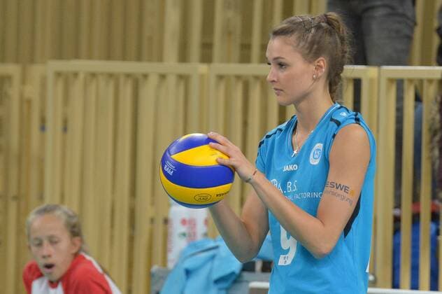 05.11.2016, xtkx, Volleyball 1.Bundesliga Damen, VC Wiesbaden - USC Muenster, emspor, v.l. Dora Grozer (VC Wiesbaden) , Wiesbaden