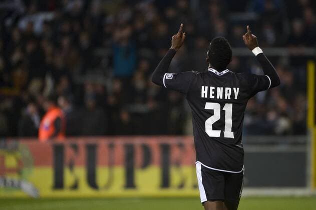 Eupen s Henry Chukwuemeka Onyekuru celebrate after scoring during the Jupiler Pro League match between KAS Eupen and STVV Sint-Truiden, in Eupen, Saturday 05 November 2016, on day 14 of the Belgian soccer championship. NICOLASxLAMBERT  x04972852x