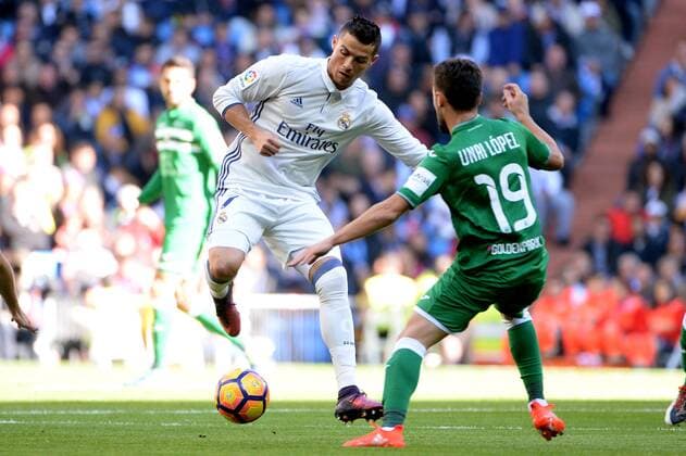 MADRID,SPAIN: Cristiano Ronaldo, 7 of Real Madrid during the La Liga match between Real Madrid and CD Leganes at Estadio Santiago Bernabeu on 06 11 2016, in MADRID, SPAIN.  xSoniaxCanadax xx