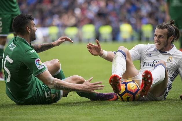 November 6, 2016 - Madrid, Spain - Gareth Bale (R) of Real Madrid reacts during the La Liga match between Real Madrid CF and Leganes at Estadio Santiago Bernabeu on November 6, 2016 in Madrid, Spain. Real Madrid CF v Leganes - La Liga  - ZUMAn230 20161106_zaa_n230_059