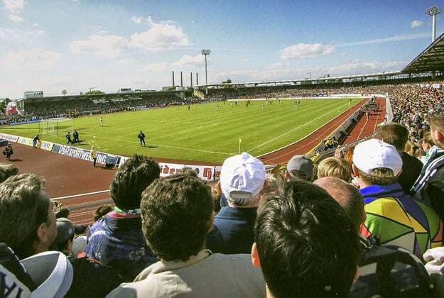 VfL Wolfsburg Stadion am Elsterweg -hier gegen Bayer Leverk. 1:0 am 23.05.1999.