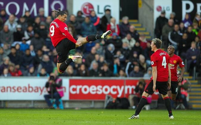 06.11.2016. Liberty Stadium, Swansea, Wales. Premier League Football. Swansea versus Manchester United ManU Manchester United s Zlatan Ibrahimovic celebrates after scoring United s second goal xPaulxJenkinsx  ActionPlus11807771