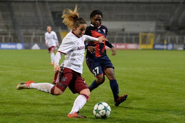 v.li.: Nicole Rolser (FC Bayern München, FCB, 29) Gabrielle ONGUENE (FK Rossiyanka, Rossijanka, 57), Fussball, UEFA Women s Champions League, FC Bayern München - FK Rossiyanka, xslx