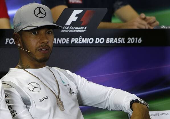 Formel 1, GP von Brasilien, Fahrer-Pressekonferenz Brazil Grand Prix Formula 1 2016 SÃO PAULO, SP - 10.11.2016: BRAZIL GRAND PRIX FORMULA 1 2016 - Lewis Hamilton of Mercedes AMG Petronas F1 Team during a press conference PK Pressekonferenz the Brazil Grand Prix Formula 1 in 2016 held at the Interlagos Circuit on the morning of Thursday. (Photo: Rodolfo Buhrer La Imagem Fotoarena) x1228145x  RodolfoxBuhrer