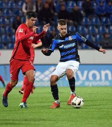 10.11.2016, xhbx, Fussball Testspiel, Eintracht Frankfurt - FSV Frankfurt, emspor v.l. Slobodan Medojevic (Eintracht Frankfurt), Fabian Graudenz (FSV Frankfurt) Frankfurt am Main