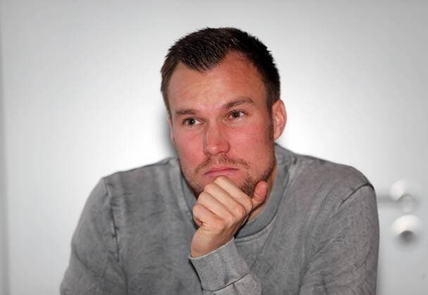 Fußball, 2. BL, Inteview mit Kevin Großkreutz vom VfB Stuttgart VfB Stuttgart Training Deutschland, Stuttgart, 10.11.2016, Fussball, 2. Bundesliga, Saison 2016 2017, VfB Stuttgart: Kevin Großkreutz.