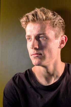 Niklas Hauptmann beim Fotoshooting. Niklas Hauptmann