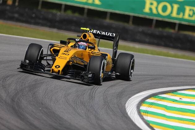 Brazilian Grand Prix, Sao Paulo 10 - 13 November 2016 11.11.2016 - Free Practice 1, Jolyon Palmer (GBR) Renault F1 Team RS16 with Halo. 