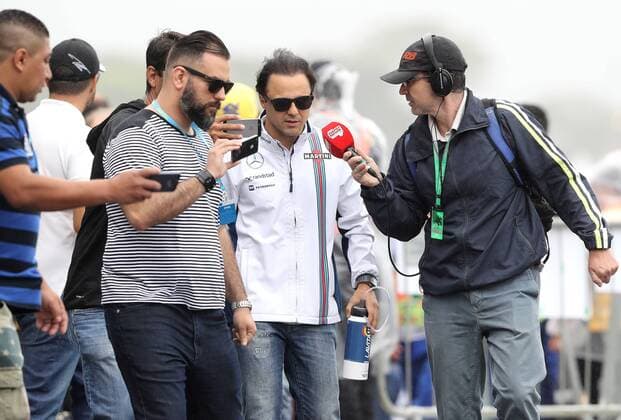 Brazil Grand Prix Formula 1 2016 SÃO PAULO, SP - 12.11.2016: BRAZIL GRAND PRIX FORMULA 1 2016 - Felipe Massa (BRA) Williams Martini Racing arrives for the second official training of the Brazil Grand Prix Formula 1 in 2016 held at the Interlagos Circuit on the morning of Friday. (Photo: Rodolfo Buhrer La Imagem Fotoarena) x1229034x  RodolfoxBuhrer
