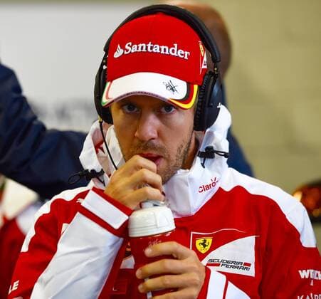Sebastian Vettel (Scuderia Ferrari)mit Kopfhoerern der Firma Marshall, Grosser Preis von Brasilien 2016, Motorsport, Formel 1, 13.11.2016, Interlagos Copyright: xAndre Eibner-Pressefotox EP_JAE