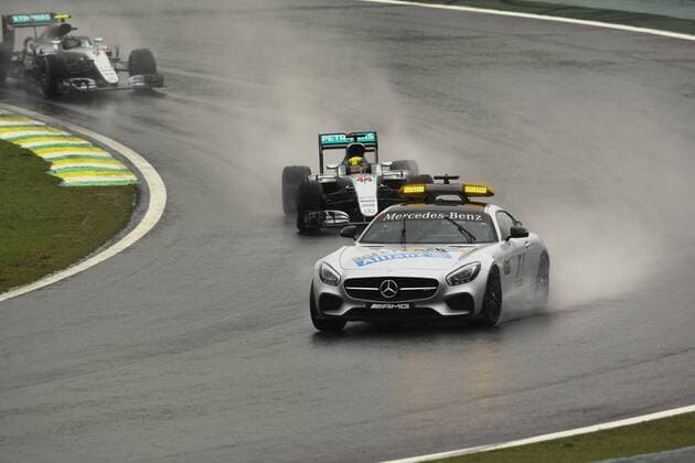 Grande Pr?mio do Brasil de F?rmula 1 2016 SÃO PAULO, SP - 13.11.2016: GRANDE PRÊMIO DO BRASIL DE FÓRMULA 1 2016 - Due to continuous rain the race was dropped with the help of the Safety Car. Brazil Grand Prix Formula 1 in 2016 held this Sunday (13) at the Interlagos Circuit. (Photo: Aloisio Mauricio Fotoarena) x1229597x  AloisioxMauricio