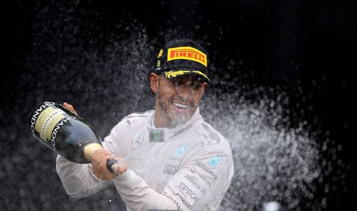 Grande Pr?mio do Brasil de F?rmula 1 2016 SÃO PAULO, SP - 13.11.2016: GRANDE PRÊMIO DO BRASIL DE FÓRMULA 1 2016 - Lewis Hamilton (GBR) Mercedes AMG Petronas F1 Team celebrates victory during the Brazil Grand Prix Formula 1 in 2016 held at the Interlagos Circuit on Sunday. (Photo: Rodolfo Buhrer La Imagem Fotoarena) x1229641x  RodolfoxBuhrer