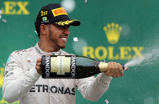 Grande Pr?mio do Brasil de F?rmula 1 2016 SÃO PAULO, SP - 13.11.2016: GRANDE PRÊMIO DO BRASIL DE FÓRMULA 1 2016 - Lewis Hamilton (GBR) Mercedes AMG Petronas F1 Team celebrates victory during the Brazil Grand Prix Formula 1 in 2016 held at the Interlagos Circuit on Sunday. (Photo: Rodolfo Buhrer La Imagem Fotoarena) x1229659x  RodolfoxBuhrer
