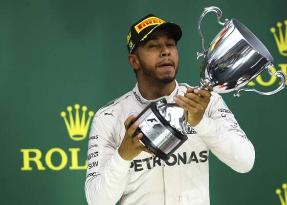 Grande Pr?mio do Brasil de F?rmula 1 2016 SÃO PAULO, SP - 13.11.2016: GRANDE PRÊMIO DO BRASIL DE FÓRMULA 1 2016 - In the picture the Lewis Hamilton team Mercedexs AMG Petronas F1 Team celebrates victory in the Grand Prix of Brazil Formula 1 in 2016 held this Sunday (13) at the Interlagos Circuit. (Photo: Aloisio Mauricio Fotoarena) x1229692x  AloisioxMauricio