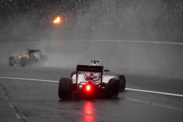 Brazilian Grand Prix, Sao Paulo 10 - 13 November 2016 13.11.2016 - Race, Crash, Felipe Massa (BRA) Williams FW38 retires from the race 