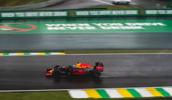 Grande Pr?mio do Brasil de F?rmula 1 2016 SÃO PAULO, SP - 13.11.2016: GRANDE PRÊMIO DO BRASIL DE FÓRMULA 1 2016 - Daniel Ricciardo during the Brazil Grand Prix Formula 1 in 2016 held at the Interlagos Circuit on Sunday. (Photo: Victor Eleutério Fotoarena) x1229739x  VictorxEleutério
