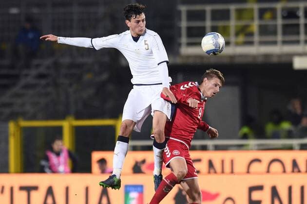 Fußball, U21 Länderspiel, Italien - Dänemark Mg Bergamo 14 11 2016 - firendly match Italia-Denmark Under U 21 Mads Junker-Alex Ferrari 