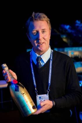 London: ATP Tennis Herren Ron Bookman Media Excellence Award Daily Mail s journalist Mike Dickson awarded with Ron Bookman Media Excellence Award.  AlbertoxPezzali PacificxPress
