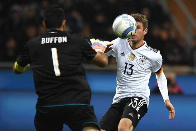 Mailand, Fußball Nationalteam Länderspiel Italien - Deutschland Thomas Müller-Gianluigi Buffon 
