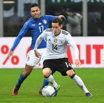 vl.Martins Eder (ITA) gegen Sebasian Rudy (GER) Italian player Martins Eder (l) fights for the ball against Sebastine Rudy (r) from Germany, during a friendly match, today 15th. november 2016, in Milano, Italy. ,Photo: Cezaro Eibner Pressefoto Milano Copyright: xCezaro Eibner-Pressefotox EP_CEZ