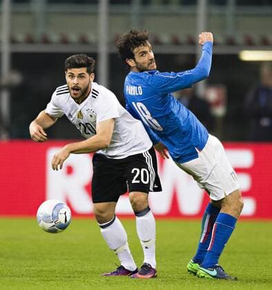 Mailand, 15.11.2016 Kevin Volland (Deutschland), Marco Parolo (Italien) Italien - Deutschland mm