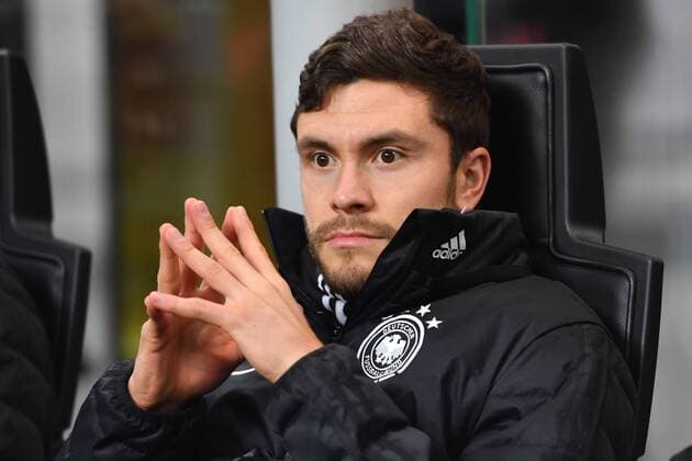 Jonas HECTOR (GER), Reservebank,Ersatzbank,Ersatzspieler, Reservespieler,Bank,Ergaenzungsspieler, Aktion,Einzelbild,angeschnittenes Einzelmotiv,Portraet,Portrait,Porträt. Fussball Laenderspiel, Freundschaftsspiel, Italien (ITA) - Deutschland (GER) 0-0 , am 15.11.2016 in Mailand Stadio Giuseppe Meazza.