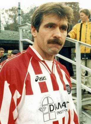 Mirko Votava, ehem. bei Werder Bremen -jetzt Spielertrainer beim VfB Oldenburg am 16.11.1997