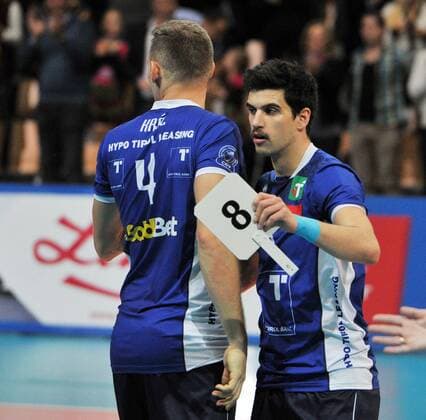 Volleyball, CL Quali, Hypo Tirol Volleyballteam Innsbruck - VfB Friedrichshafen VOLLEYBALL - CEV CL, Tirol vs Friedrichshafen INNSBRUCK,AUSTRIA,16.NOV.16 - VOLLEYBALL - CEV Champions League, Hypo Tirol Volleyballteam vs VfB Friedrichshafen. Image shows Jan Krol (Tirol) and Alexander Tusch (Tirol). GEPAxpictures xAmirxBeganovic