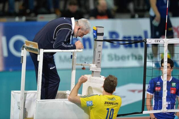 VOLLEYBALL - CEV CL, Tirol vs Friedrichshafen INNSBRUCK,AUSTRIA,16.NOV.16 - VOLLEYBALL - CEV Champions League, Hypo Tirol Volleyballteam vs VfB Friedrichshafen. Image shows Simon Fischer (Friedrichshafen). GEPAxpictures xAmirxBeganovic