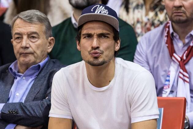 Bilder des Tages - SPORT Muenchen, Deutschland, 16.11.2016, Eurocup Round 6, FC Bayern Muenchen - Zenit St. Petersburg, Mats Hummels ( DeFodi507