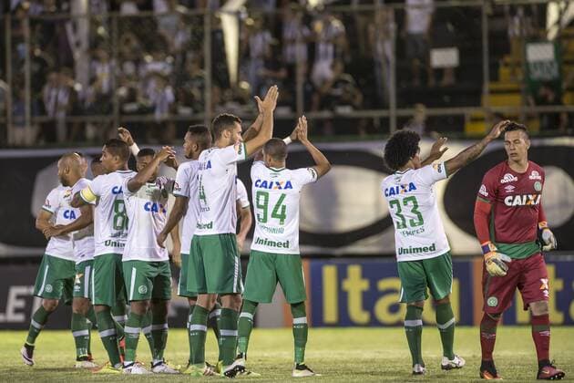 Botafogo X Chapecoense RIO DE JANEIRO, RJ - 16.11.2016: BOTAFOGO X CHAPECOENSE - chapecoense team during Botafogo X Chapecoense valid for 35Âª round of the championship held at the Arena Botafogo (Estadio the Portuguese) in Rio de Janeiro, RJ. (Photo: Celso Pupo Fotoarena) x1230690x  CelsoxPupo