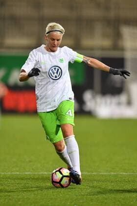 Nilla Fischer (VFL Wolfsburg) (4) in Aktion, in Action, Uefa Women Champions League - VFL Wolfsburg - Eskilstuna United, xmkx