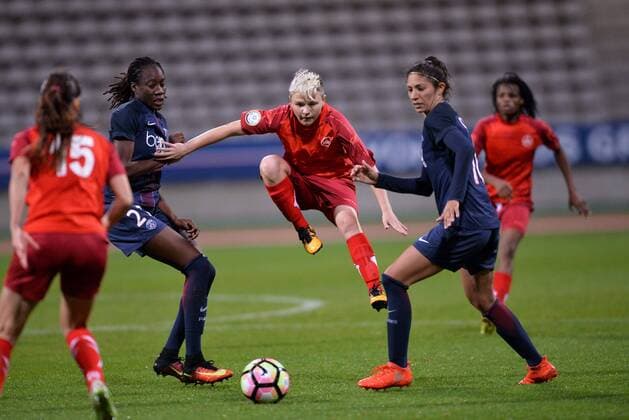 Ksenia Khairulina (biik) - Cristiane (psg) - Ouleymata Sarr (psg) FOOTBALL : Paris SG vs WFC Biik Kazygurt - - Champions League Damen Frauenfussball - 17 11 2016 AnthonyBIBARD FEP Panoramic 