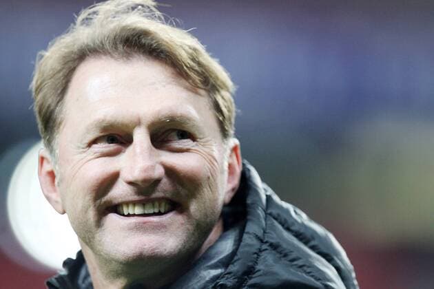 Leverkusen - RB Leipzig Fußball Bundesliga Leverkusen, 18.11.2016, BayArena, Fußball, 1.BL, GER, 11.Spieltag , Bayer 04 Leverkusen vs. RB Leipzig 2:3 (2:1) , Im Bild: Trainer Ralph Hasenhüttl Hasenhuettl (RB Leipzig) ,
