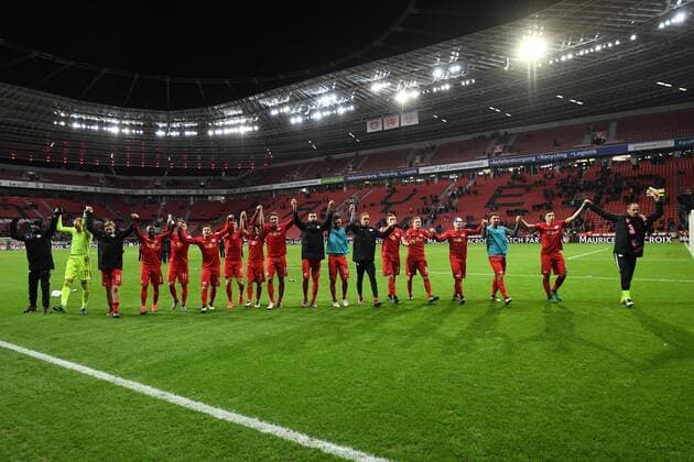 Fussball, 1.BL Saison 2016 2017, Spieltag 11, , Bayer 04 Leverkusen-RB Leipzig , 18.11.2016, BayArena, Leverkusen, RB Leipzig, Schlussjubel,