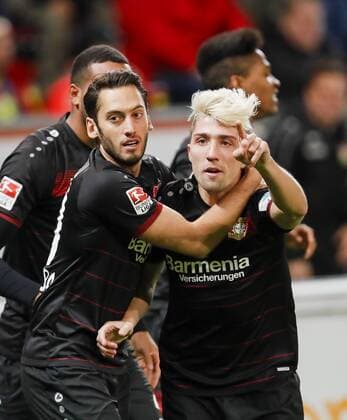 Kevin KAMPL, LEV 44 Torjubel, Jubel nach dem Tor zum 1-0 mit Hakan CALHANOGLU, Lev 10 BAYER 04 LEVERKUSEN - RB LEIPZIG 2-3 Fussball 1. Bundesliga , Leverkusen, am 18.11.2016, 11.Spieltag, Saison 2016 2017, 1.Liga, 1.Bundesliga,