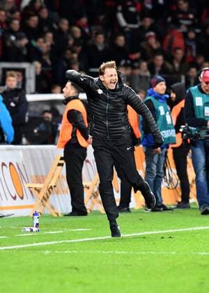 Fussball, 1.BL Saison 2016 2017, Spieltag 11,, Bayer 04 Leverkusen-RB Leipzig , 18.11.2016, BayArena, Leverkusen, Ralph Hasenhüttl, Trainer RB Leipzig, Aktion, Einzelbild, jubel,