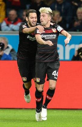 18.11.2016, xmhx, Fussball 1.Bundesliga, Bayer 04 Leverkusen - RB Leipzig, emspor, v.l. Hakan Calhanoglu (Bayer 04 Leverkusen), Kevin Kampl (Bayer 04 Leverkusen) Leverkusen