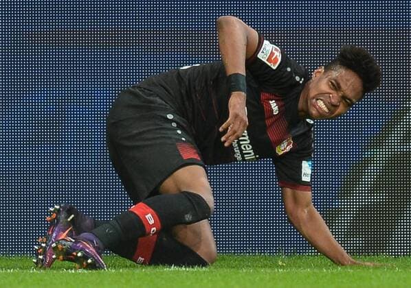 18.11.2016, xmhx, Fussball 1.Bundesliga, Bayer 04 Leverkusen - RB Leipzig, emspor, v.l. Wendell (Bayer 04 Leverkusen) Leverkusen