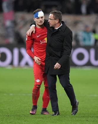 18.11.2016, Fussball GER, 1. Bundesliga Saison 2016 2017, 11. Spieltag, Bayer 04 Leverkusen - RB Leipzig 2:3, Jubel Sportdirektor Ralf Rangnick (RB Leipzig), re., und Marcel Sabitzer (RB Leipzig)