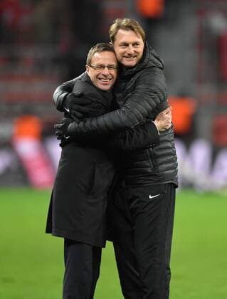 18.11.2016, Fussball GER, 1. Bundesliga Saison 2016 2017, 11. Spieltag, Bayer 04 Leverkusen - RB Leipzig 2:3, Jubel Sportdirektor Ralf Rangnick (RB Leipzig), li., und Trainer Ralph Hasenhuettl, Ralph Hasenhüttl (RB Leipzig)