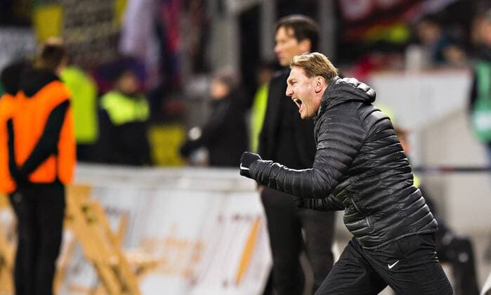 Leverkusen, 18.11.2016, BayArena Schlussjubel: Ralph Hasenhüttl (Leipzig) Bayer Leverkusen - RB Leipzig mm