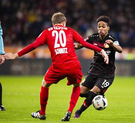 Leverkusen, 18.11.2016, BayArena Wendell (Bayer), Benno Schmitz (Leipzig) Bayer Leverkusen - RB Leipzig mm